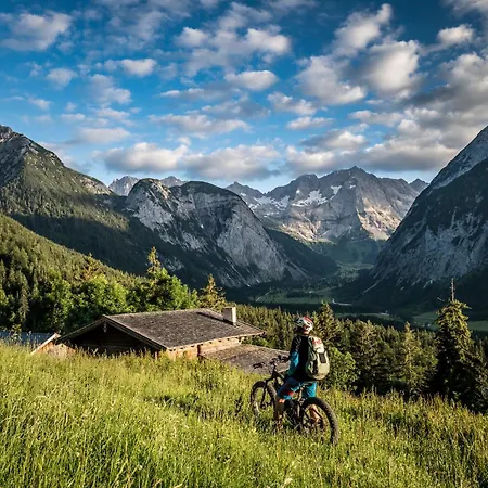 Alpenchalet Am Hirschbach 렌그레스